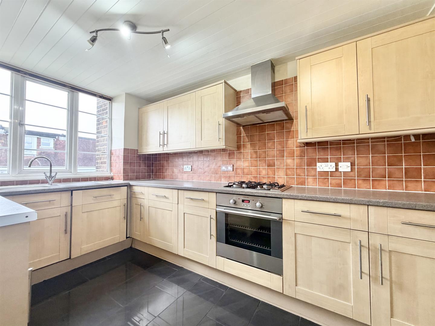 Seymour Court, Winchmore Hill
